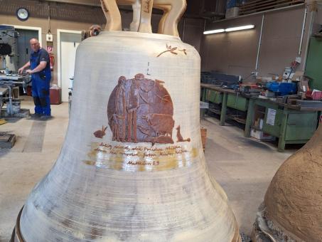 Glocke 24