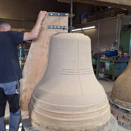 Glocke 7